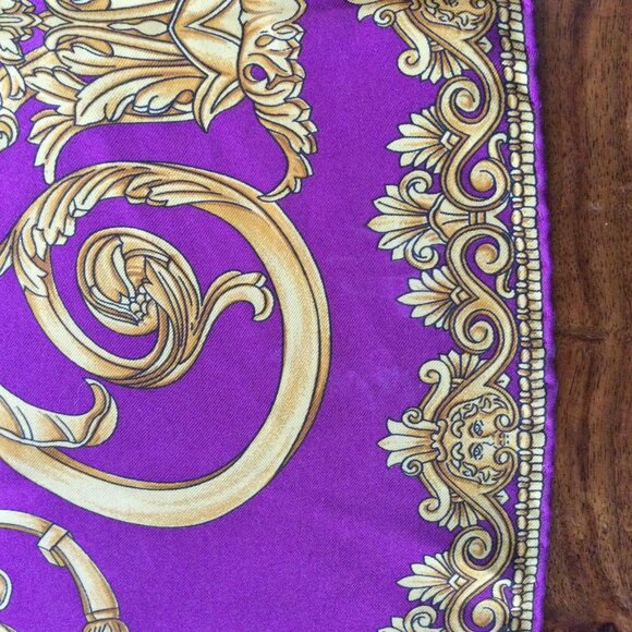 100% Silk Large Atelier Versace Silk Scarf - purple/gold - Picture 5 of 11